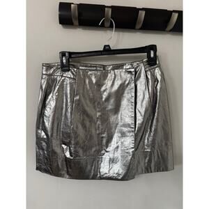 Diane von Furstenberg shimmering metallic silver leather, mini skirt, size 4